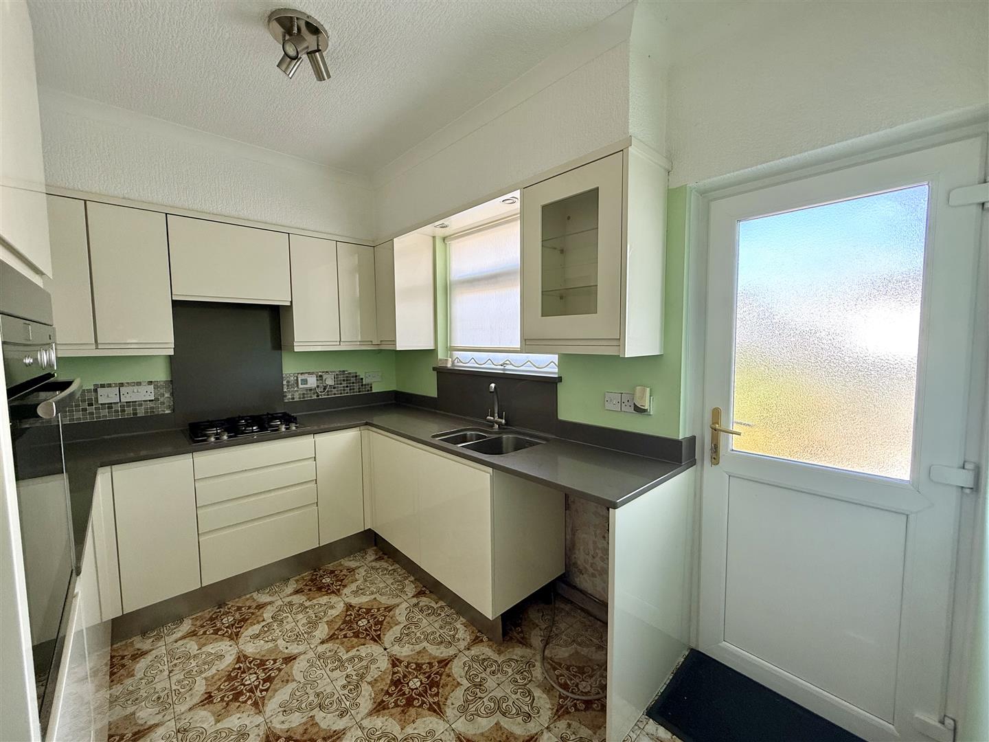 Venables Close, Fforestfach, Swansea, SA5 5BY